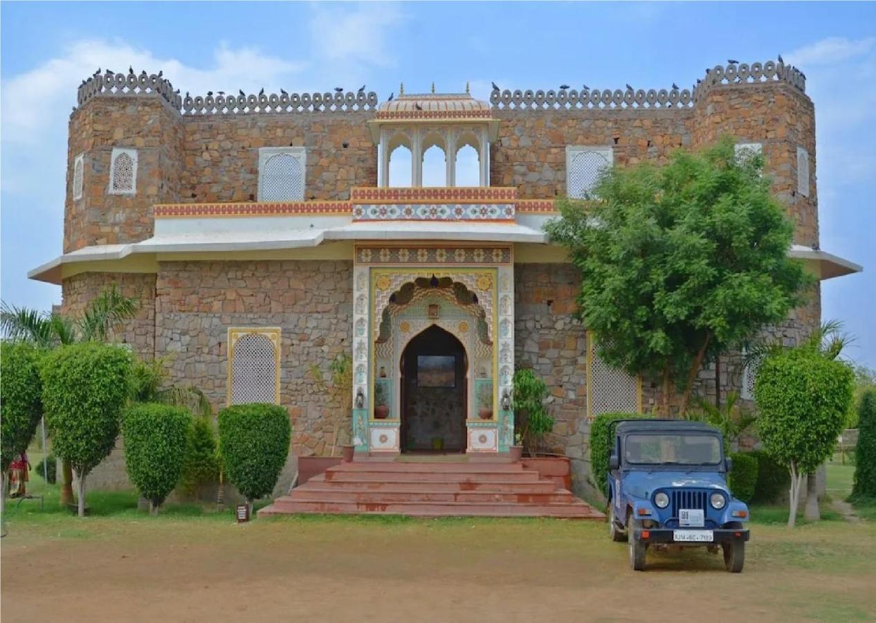 Sultan Bagh Resort By The Sky Imperial サワイ・マドプール エクステリア 写真